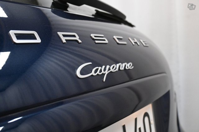 Porsche Cayenne 13