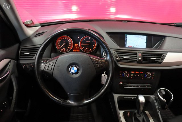 BMW X1 21