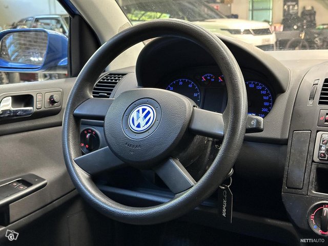 Volkswagen Polo 13