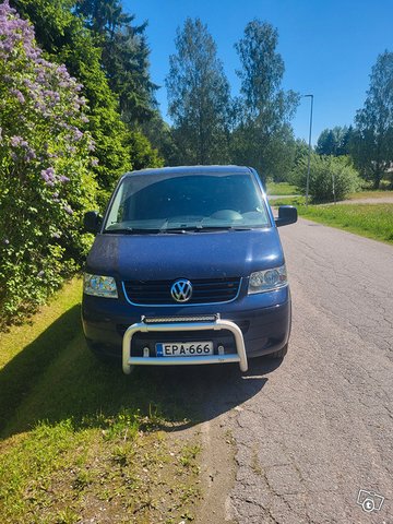 Volkswagen Multivan 5