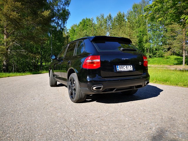 Porsche Cayenne 6