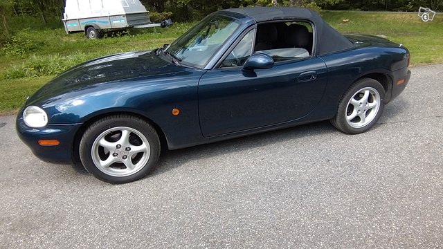 Mazda MX-5 8