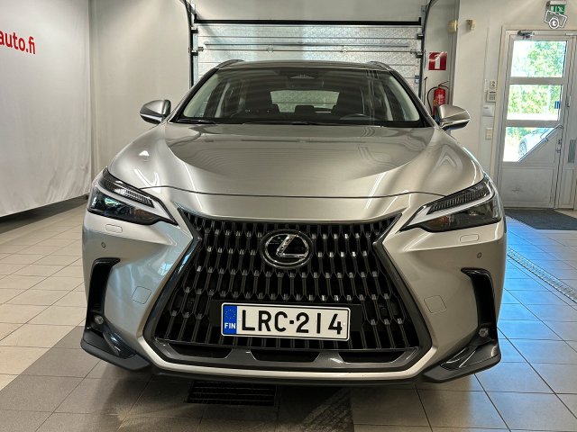 Lexus NX 5