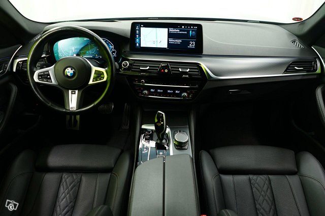 BMW 530e 6