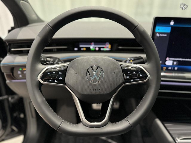 Volkswagen ID.7 17