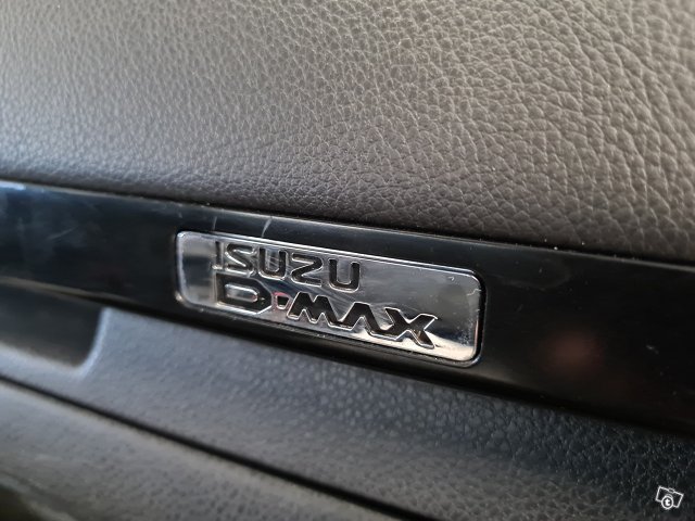 ISUZU D-Max 25