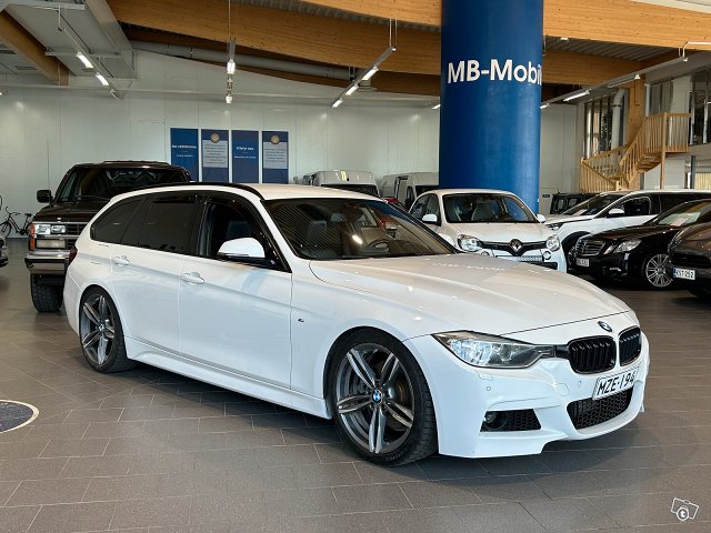 BMW 330