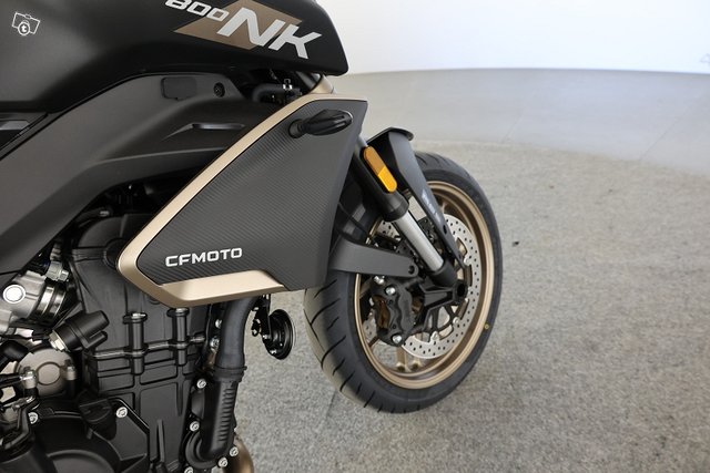 CFMOTO 800NK 11