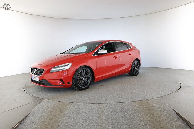 Volvo V40