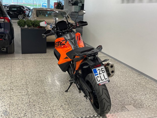 KTM 1290 Super Adventure S 5