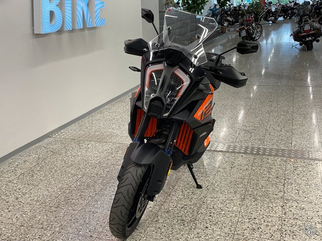 KTM 1290 Super Adventure S 7