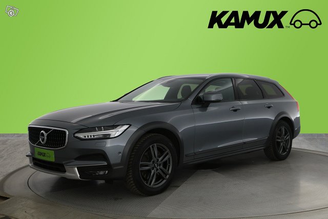 Volvo V90 Cross Country 6