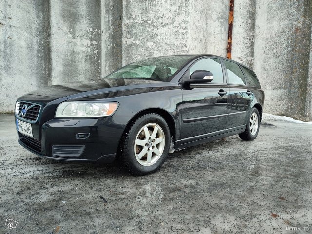 Volvo V50 2