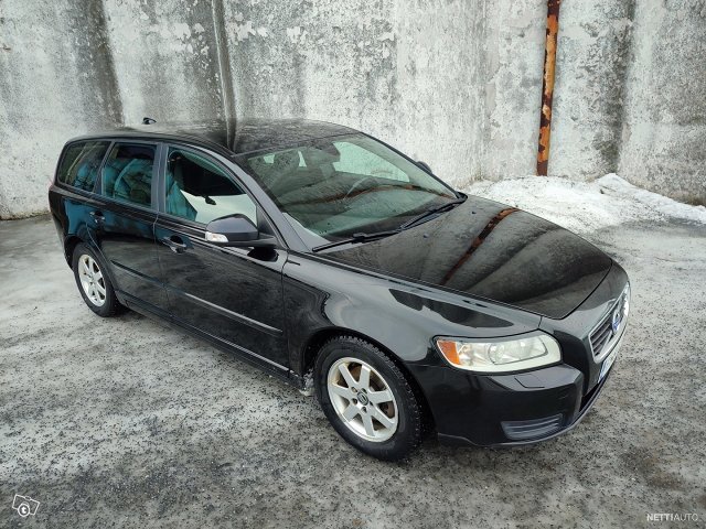 Volvo V50 5