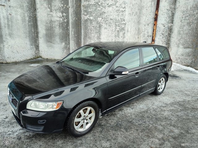 Volvo V50 6