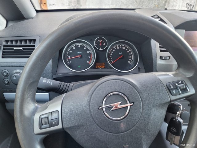 Opel Zafira 16