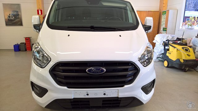 Ford Transit Custom 2