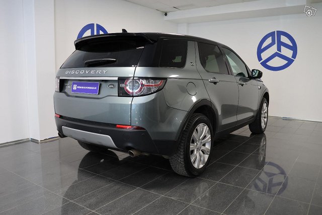 Land Rover Discovery Sport 13