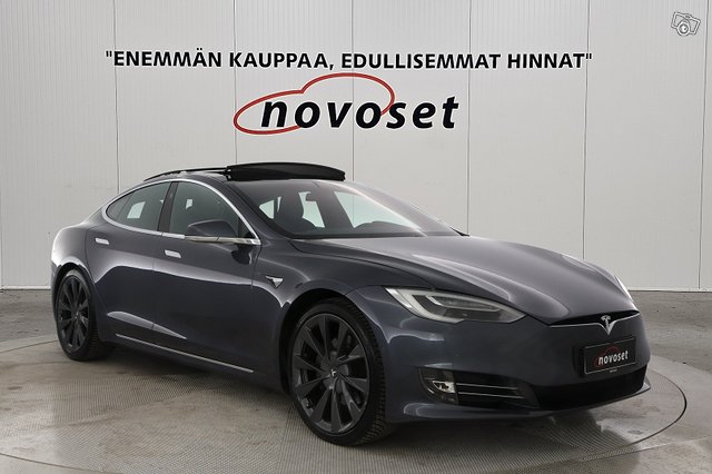 Tesla Model S 5