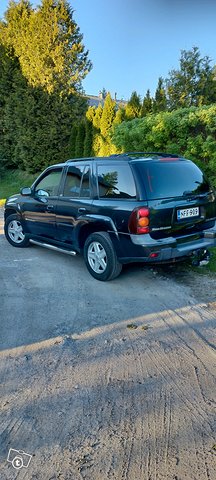 Chevrolet Trailblazer 2