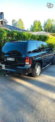 Chevrolet Trailblazer 4