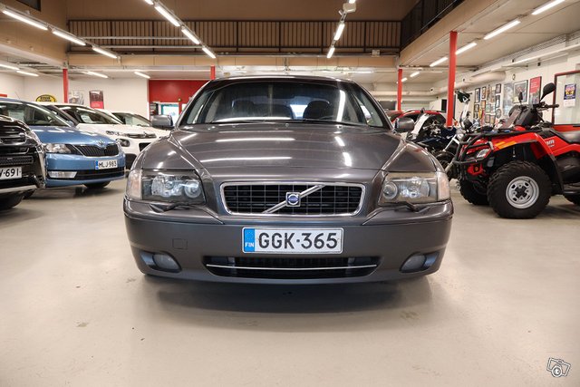 Volvo S80 2