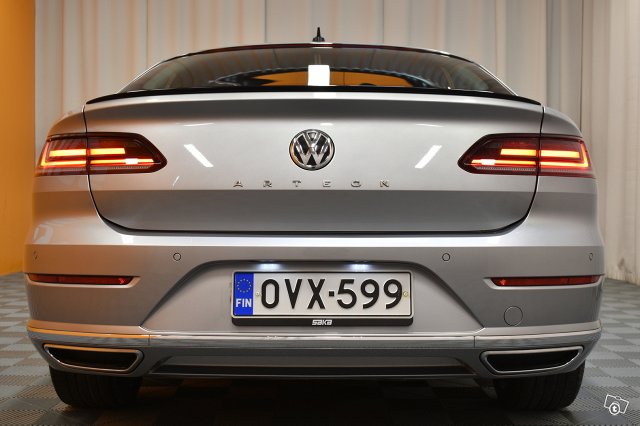 Volkswagen Arteon 6