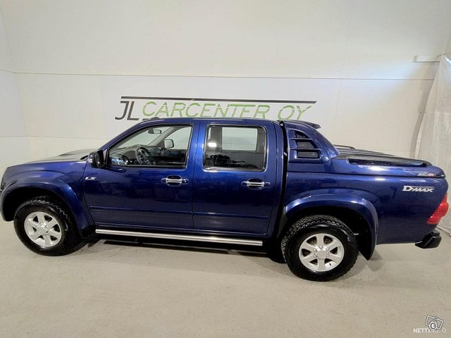 Isuzu D-Max 6