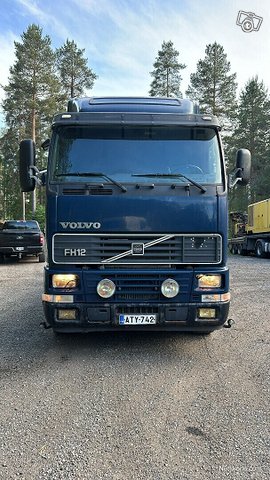 Volvo FH12 8X4 Koneenkuljetus 3