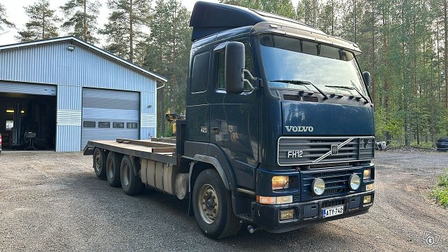 Volvo FH12 8X4 Koneenkuljetus 4