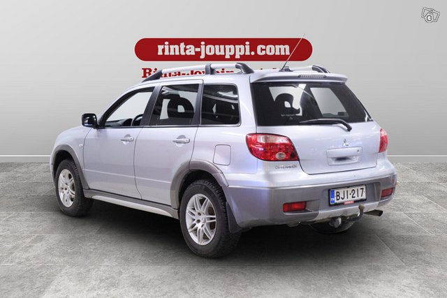 Mitsubishi Outlander 7