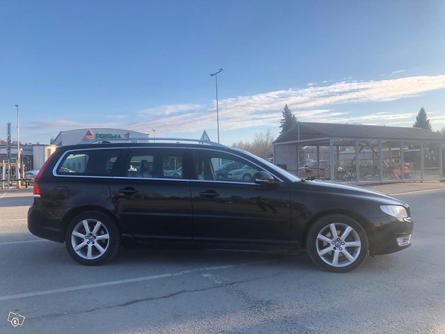 Volvo V70, kuva 1