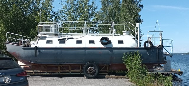 Omatekoinen vene, kuva 1