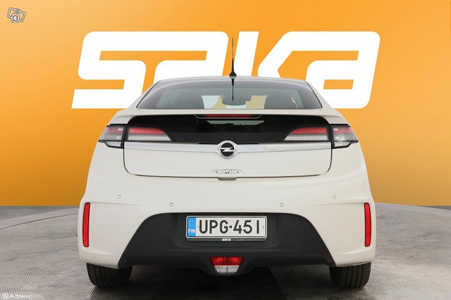 Opel Ampera 7