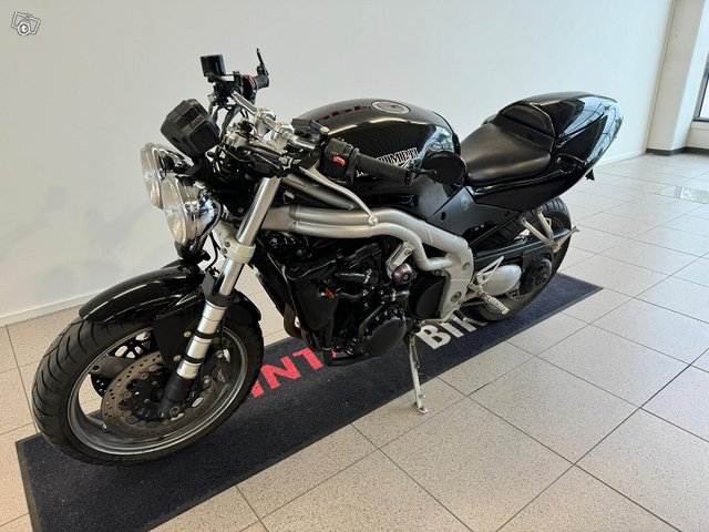 TRIUMPH SPEED TRIPLE 12