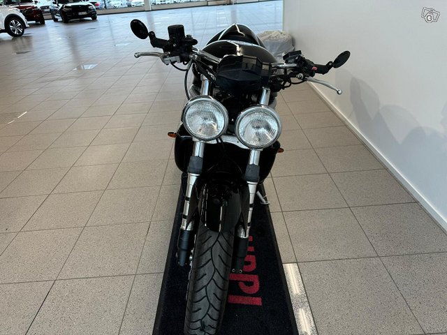 TRIUMPH SPEED TRIPLE 14