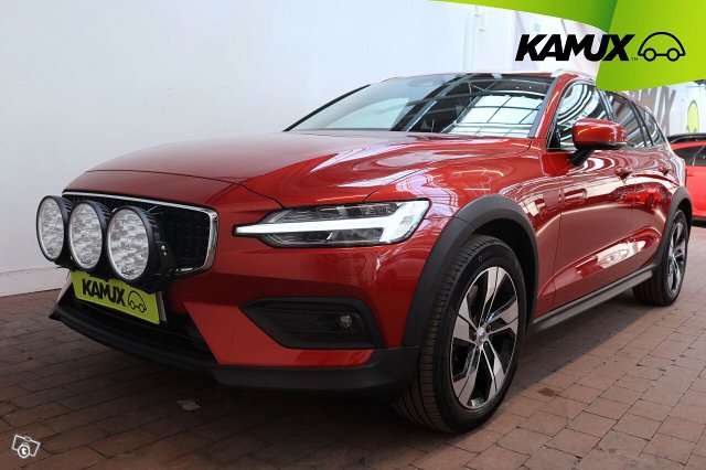 Volvo V60 Cross Country 6