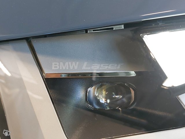 BMW IX M60 18