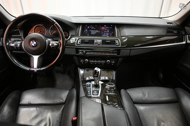 BMW 530 18