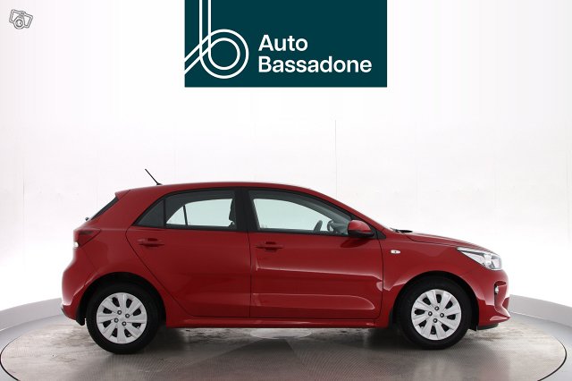 KIA Rio 7