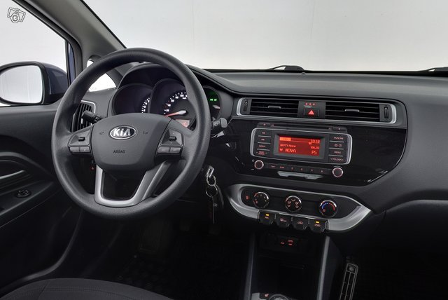 Kia Rio 10