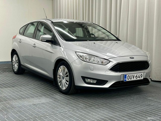 Ford Focus 1