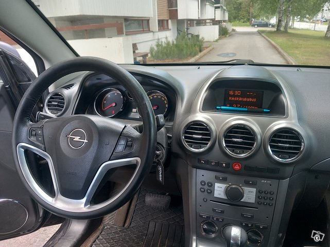 Opel Antara 6