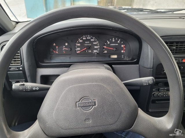 Nissan King Cab 16