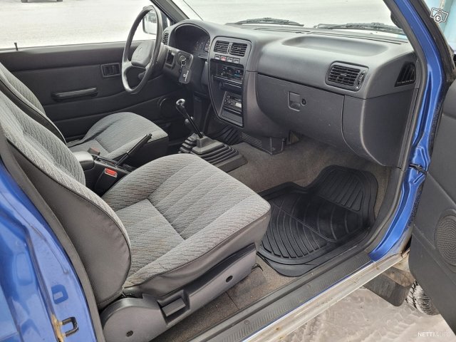 Nissan King Cab 18