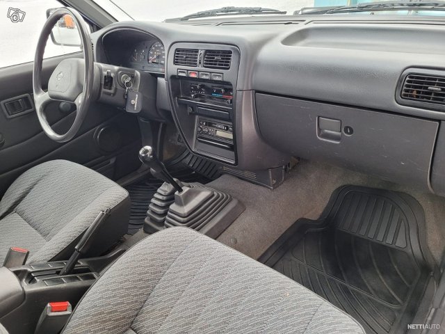Nissan King Cab 19