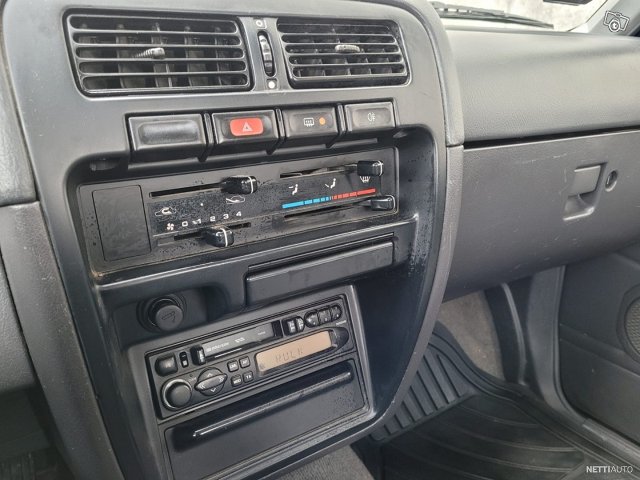 Nissan King Cab 20