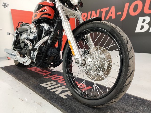 Harley-Davidson Dyna 10