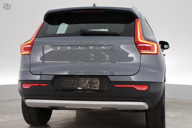 Volvo XC40 10