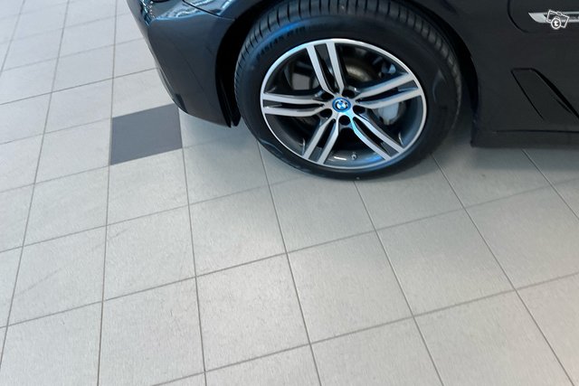 BMW 5-sarja 13